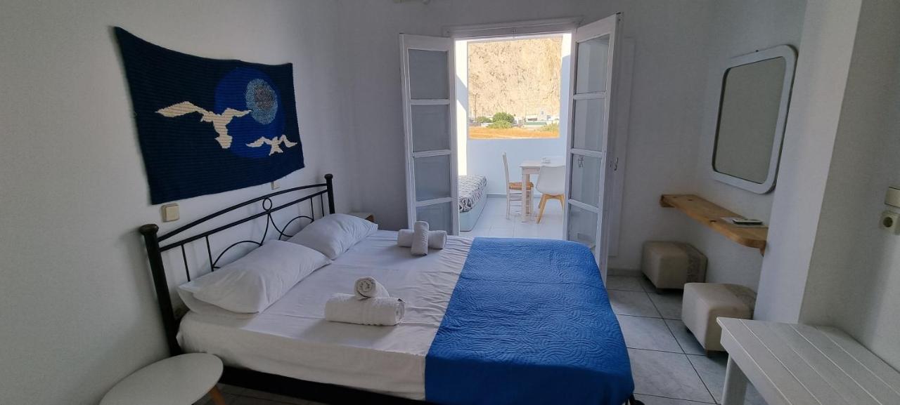Three Harites Aparthotel Perissa  Exterior foto