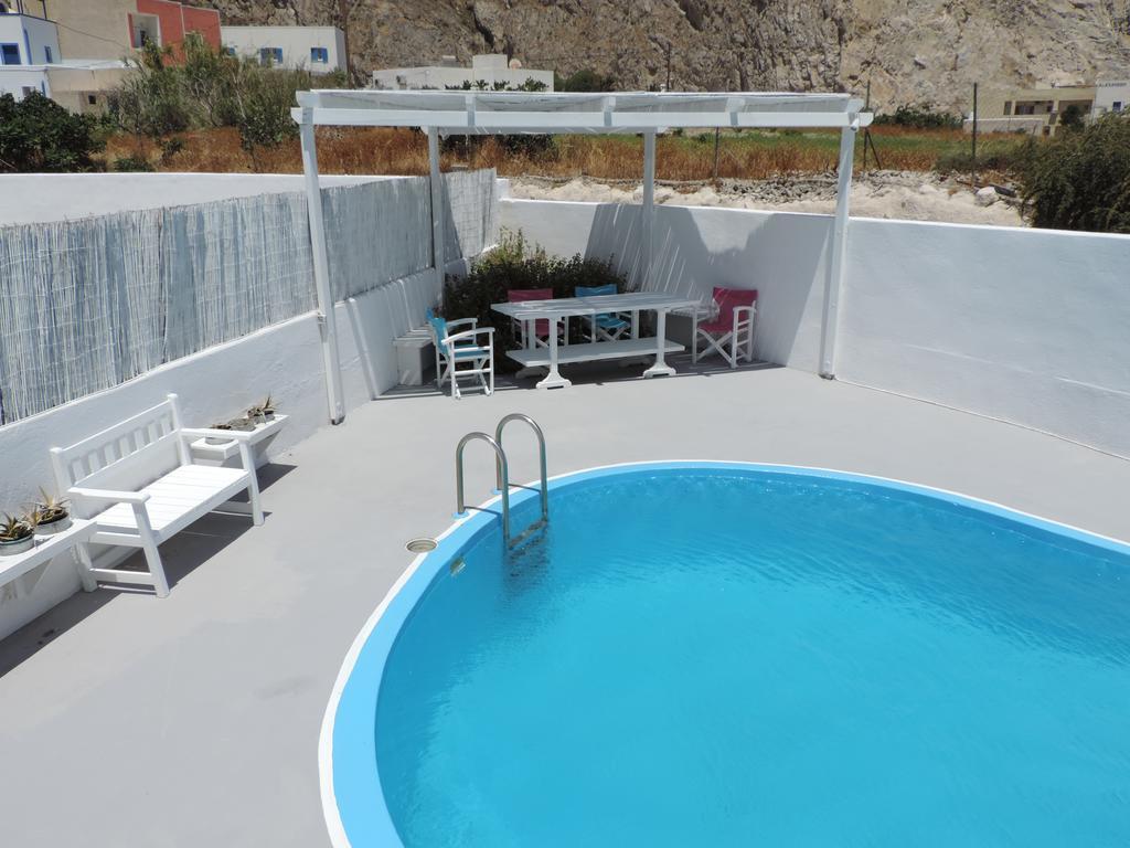 Three Harites Aparthotel Perissa  Exterior foto